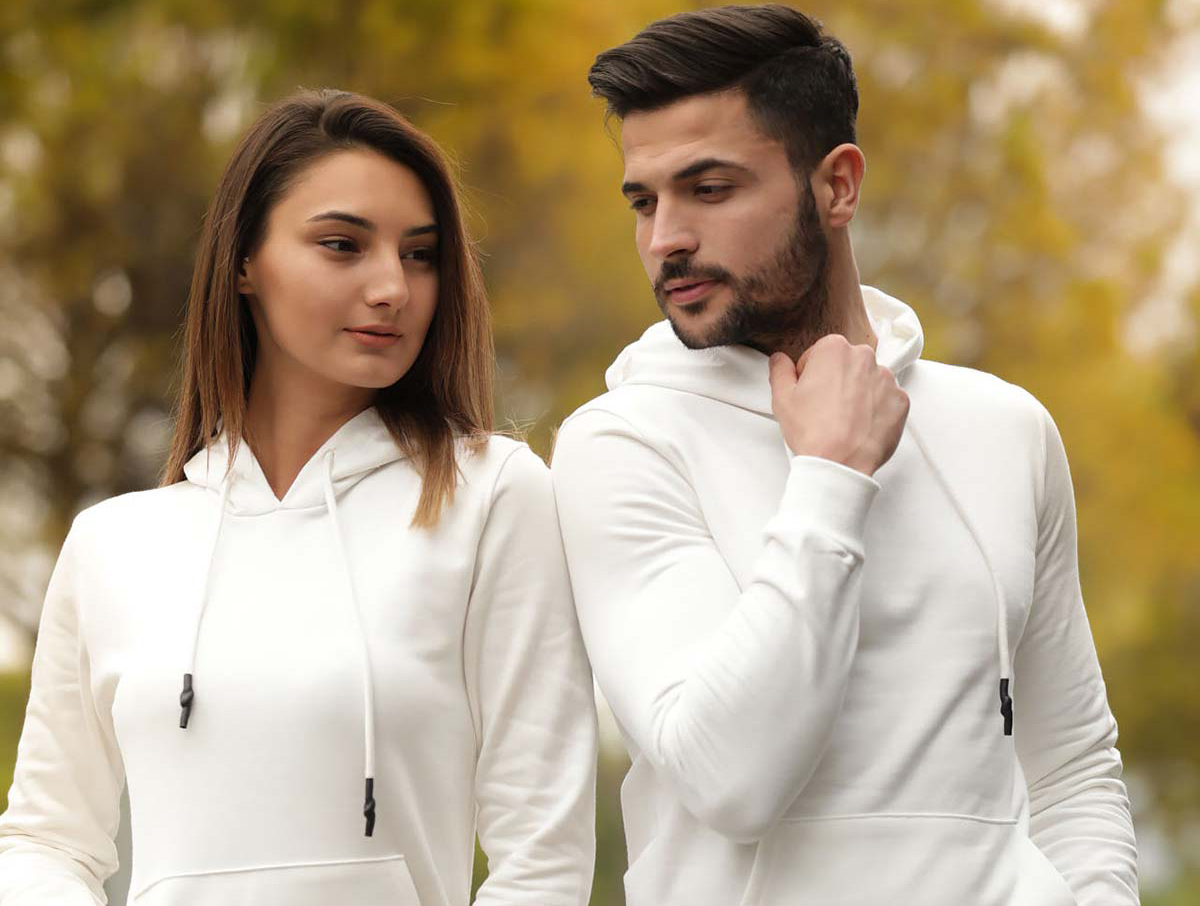 طلب غريب... زوجي لا يحب أن أغير لون شعري