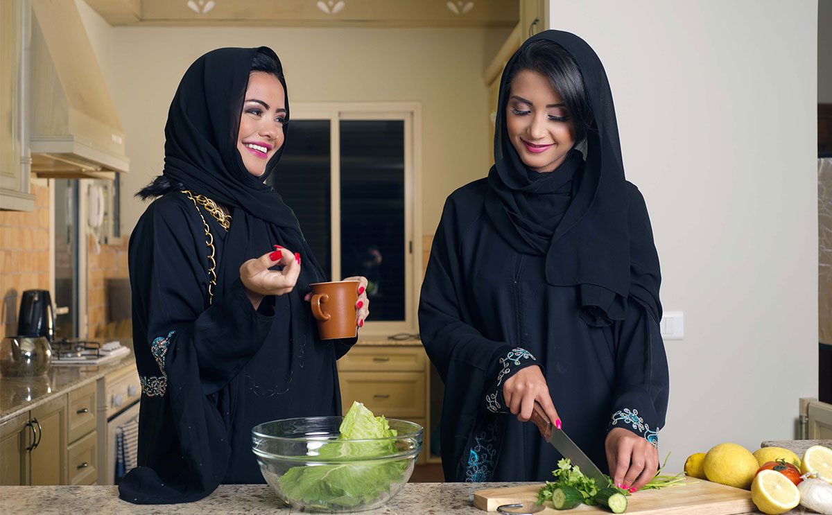 حركات تحبب عائلة زوجك فيك وأخرى تجعلهم ينفرون منك