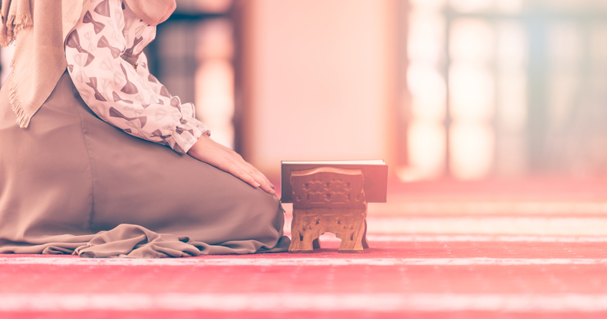 حكم قراءة القرآن للحائض في رمضان