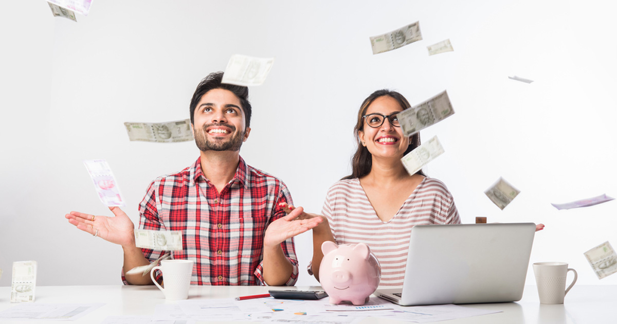 هل الأزواج الذين يدمجون مواردهم المالية أكثر سعادة؟