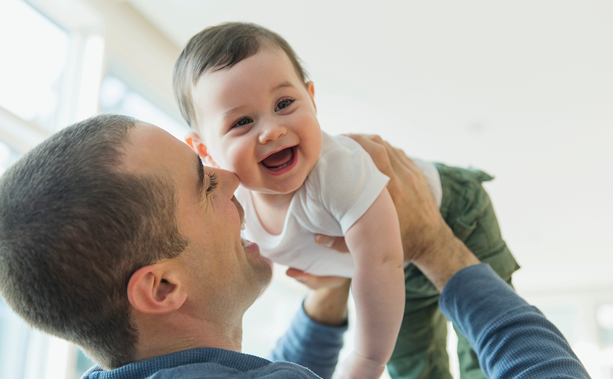الآباء ينقلون أفكار الذكورية إلى أبنائهم