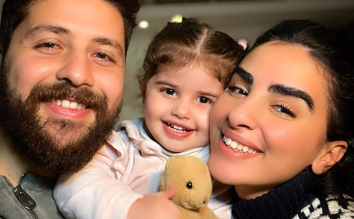 ردة فعل إبنة أخ ناصيف زيتون عند رؤيته على المسرح بالفيديو