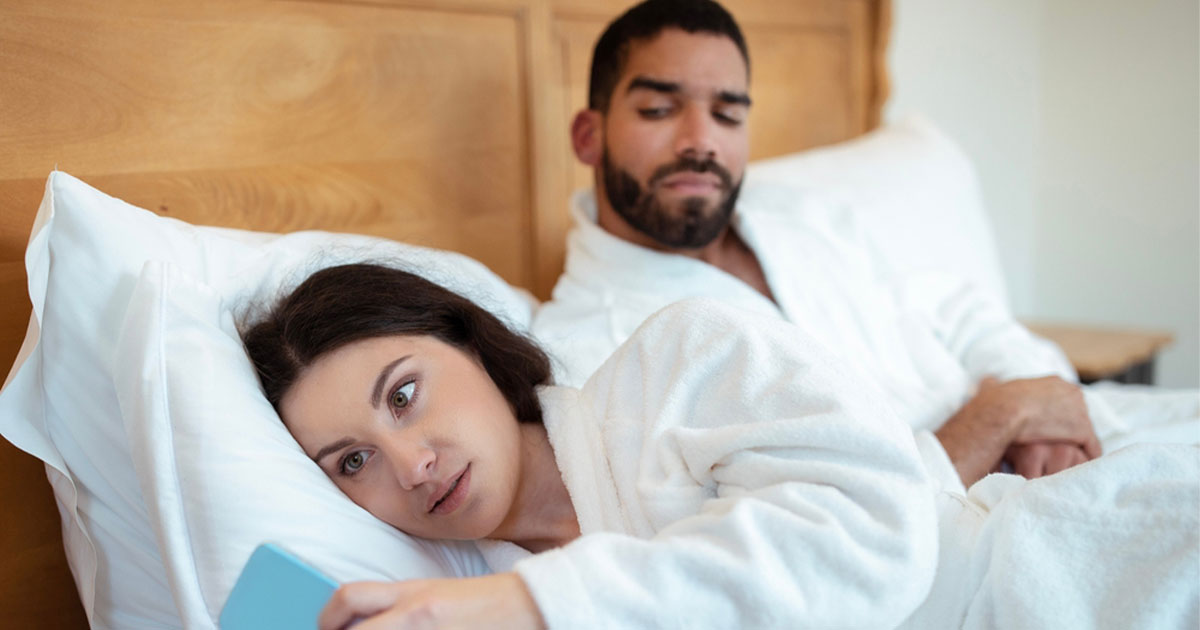 كيف تتصرف اذا اكتشفت خيانة زوجتك