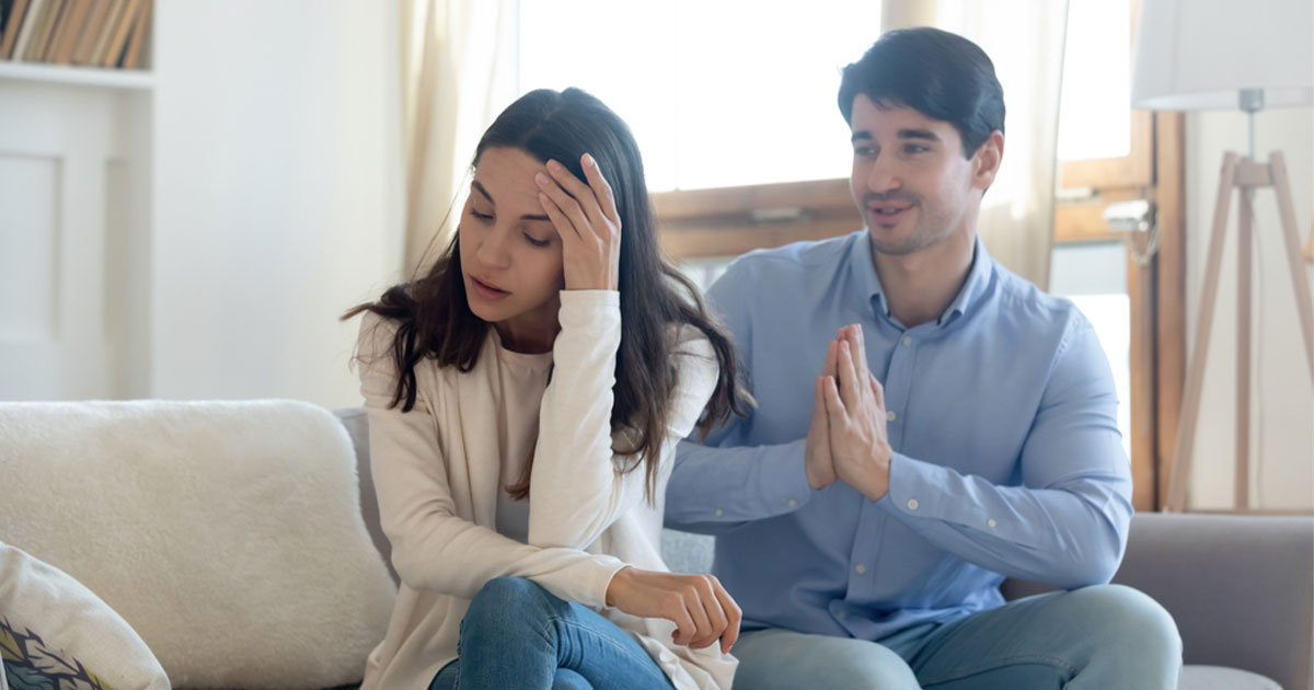 متى يلاحق الرجل المرأة