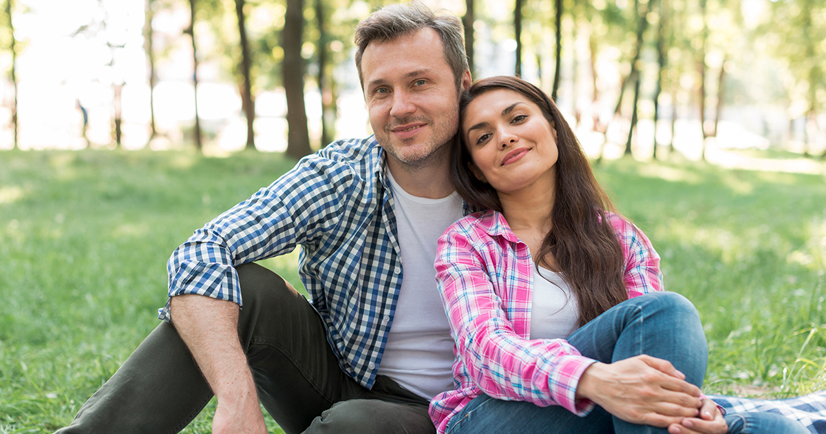 لماذا يفكر الرجل في سن الأربعين بالزواج مرة أخرى؟