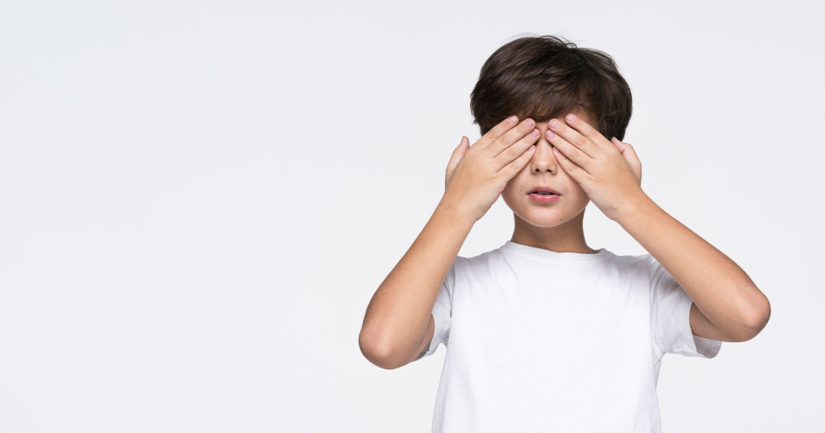 تقوس قرنية العين لدى الأطفال