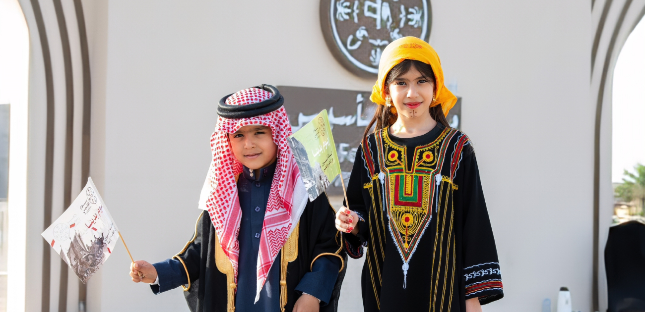 هدايا وتوزيعات مميزة للاحتفال بيوم التأسيس