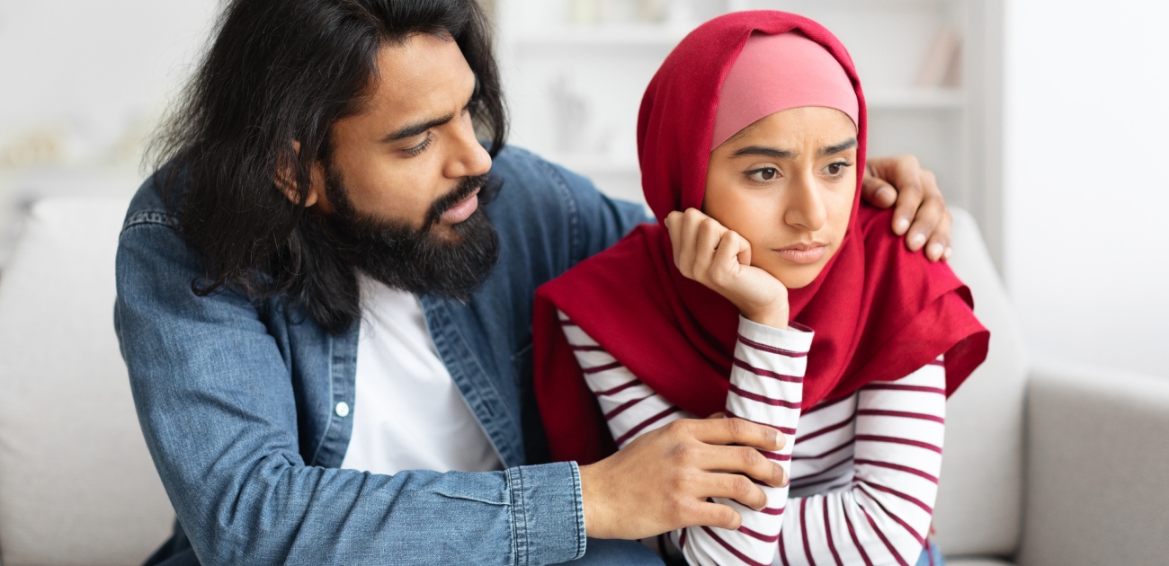 حكم الحلف كذبًا بين الزوجين