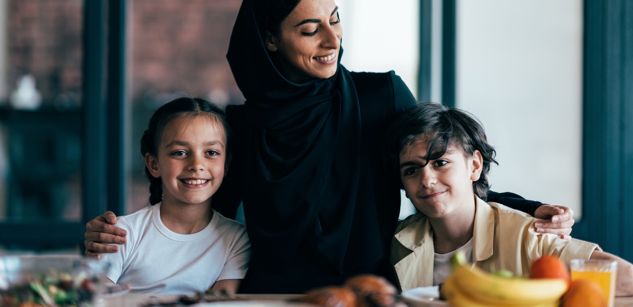 أطعمة يجب إضافتها إلى الإفطار لولدك الذي يصوم للمرة الأولى