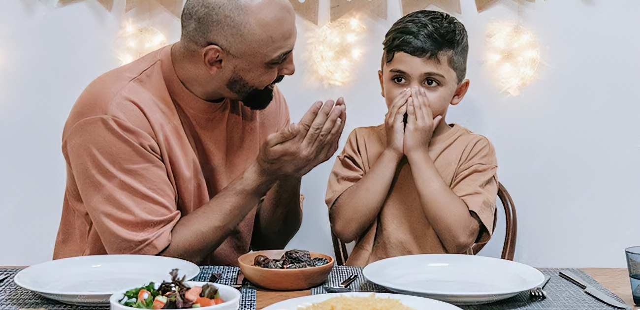 ولدك يصوم للمّرة الأولى_ هذه هي أهم النصائح