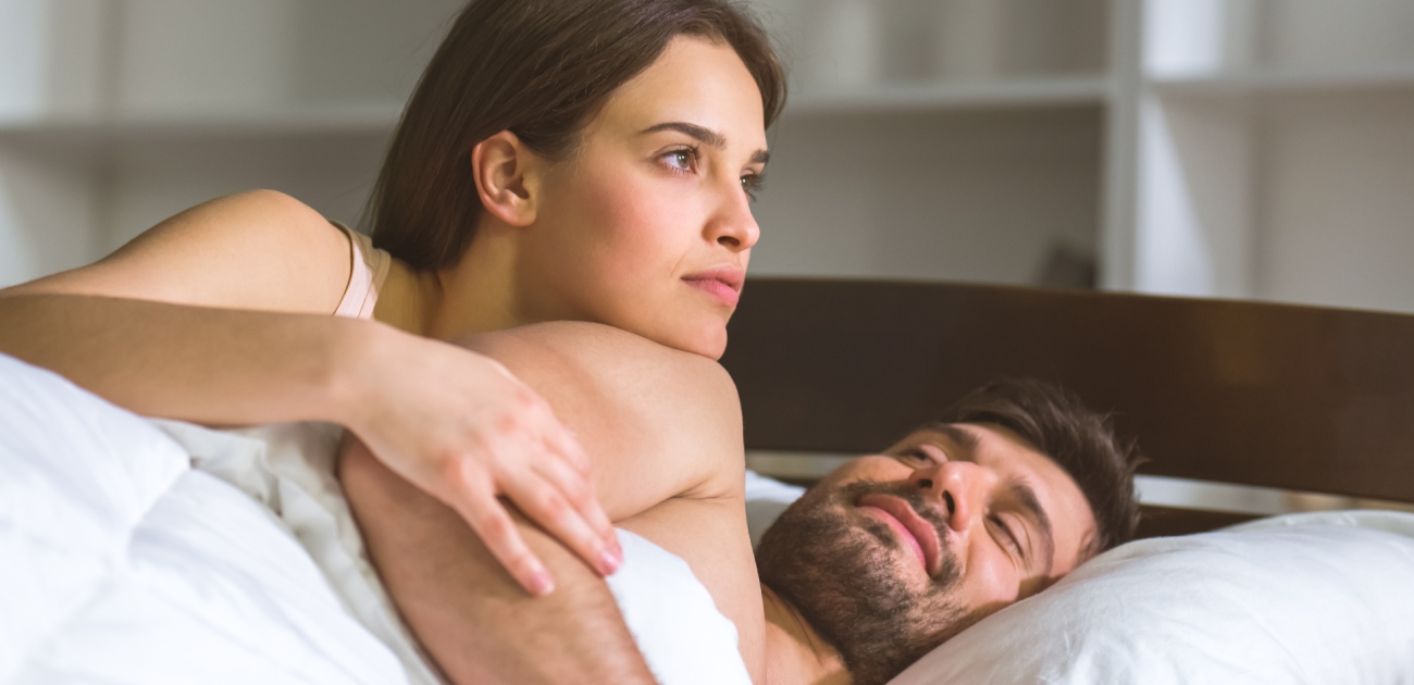 كيف أداعب زوجي بطريقة يستمتع بها؟