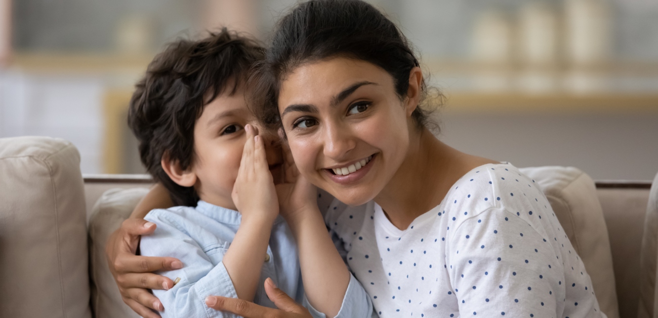 علاقة صحية بين الام وطفلها