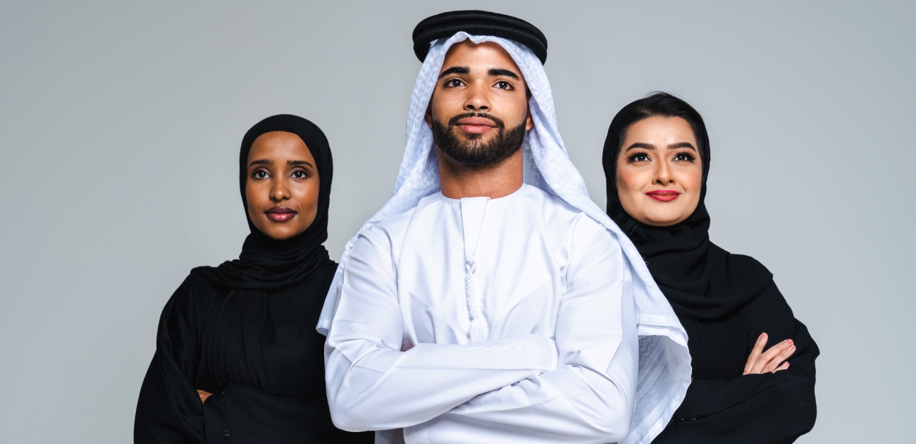 رجل متزوج بامرأتين