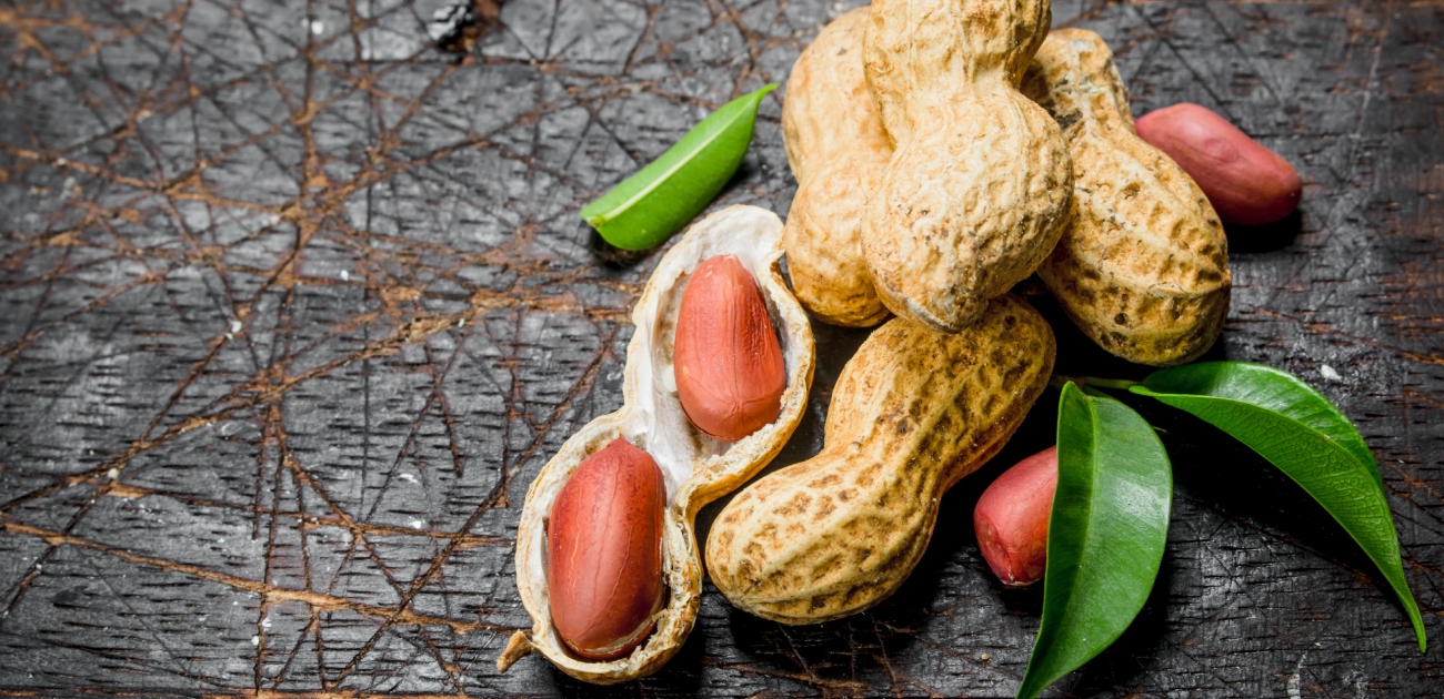 حبات من الفول السوداني
