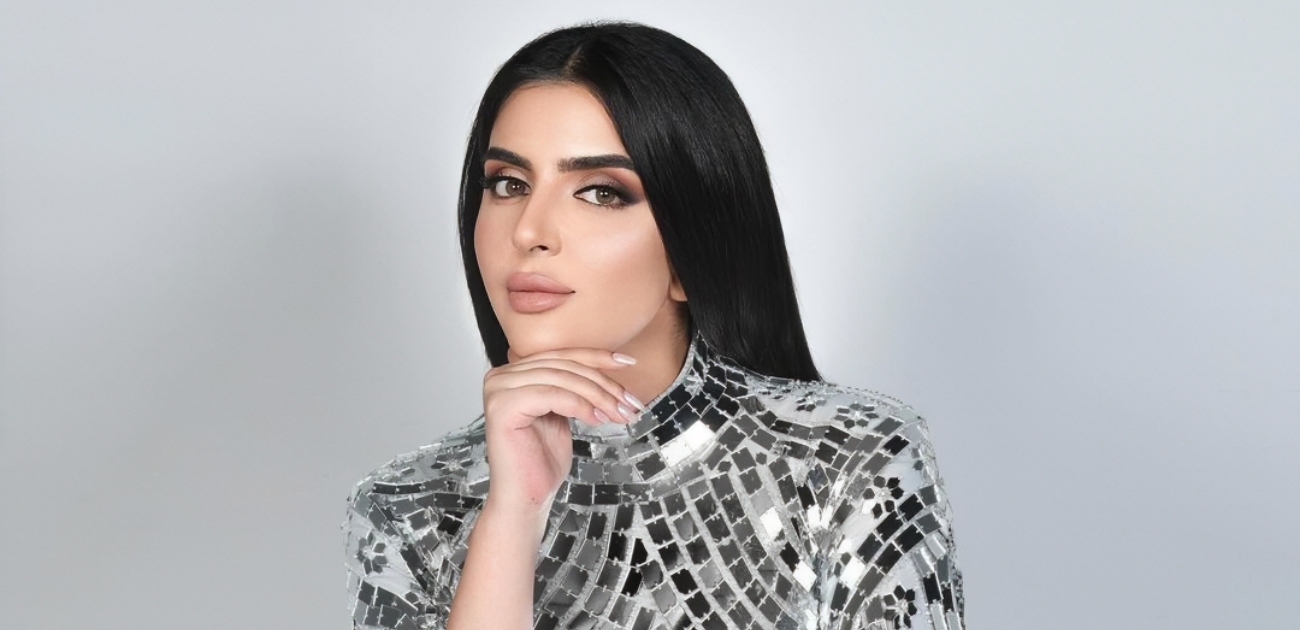 الشيخة مهرة تكشف عن وجه طفلتها كاملًا للمرّة الأولى