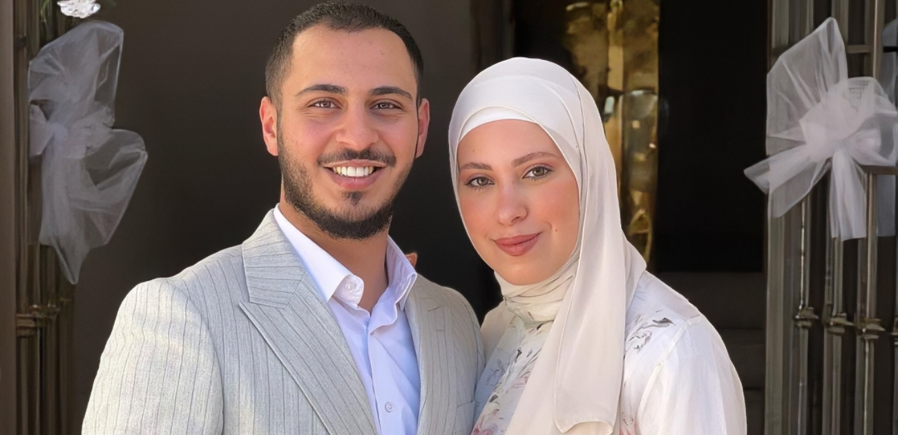 نجم طيور الجنة وزوجته يعلنان عن جنس طفلهما المُنتظَر بطريقةٍ مميّزة!