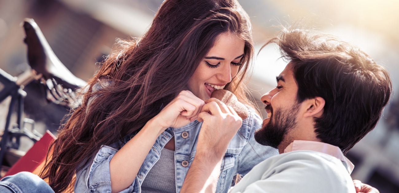 علامات الانجذاب الجنسي عند الرجل