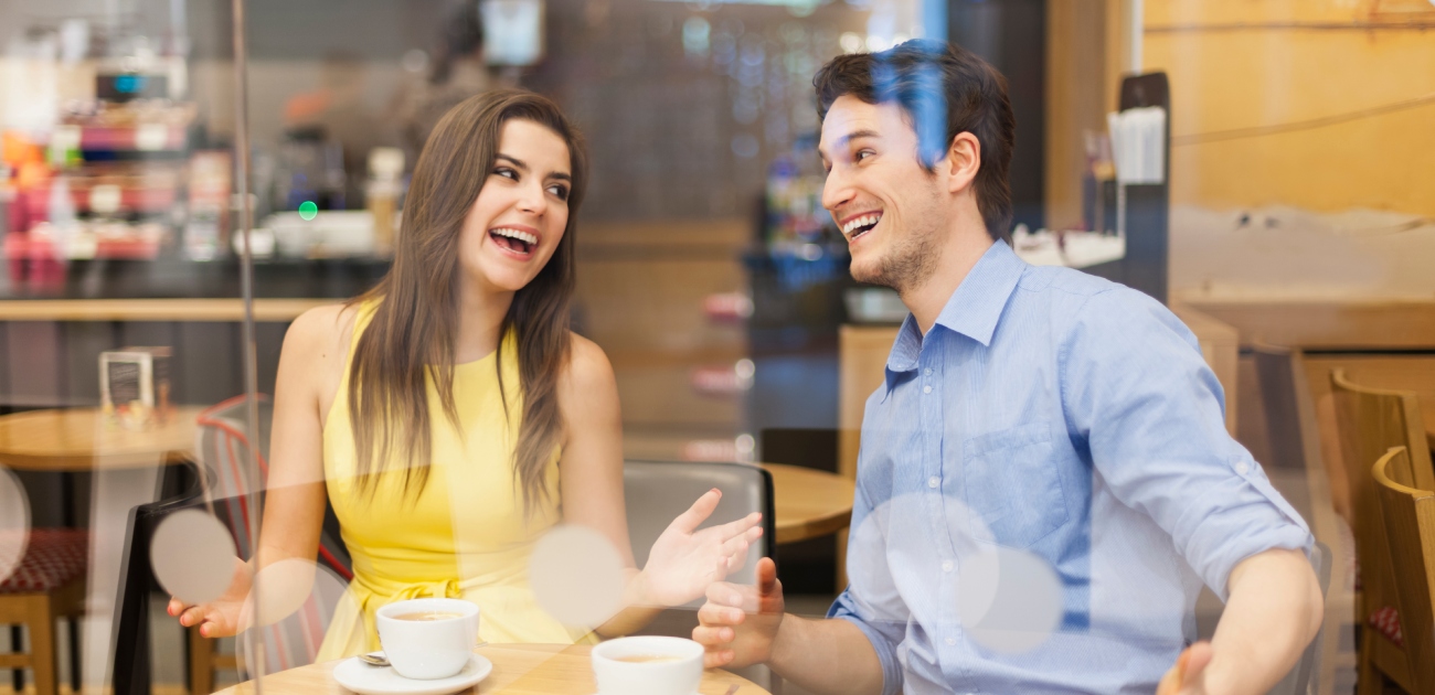علامات حب الرجل للمرأة من كلامه​