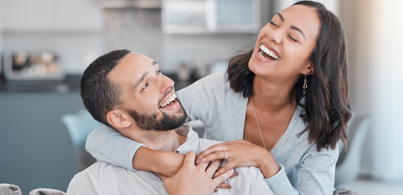 كيف تبنين علاقة زوجية لا تهزمها الضغوط اليومية؟