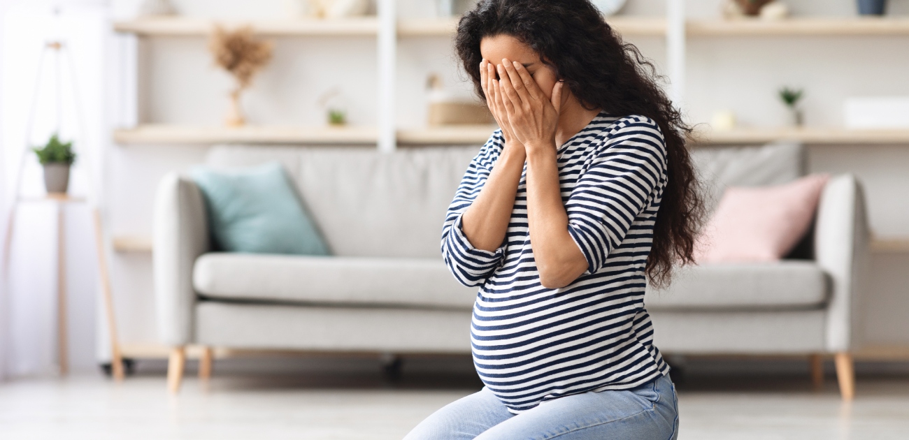 مشاعر الغضب والتوتر أثناء الحمل.. هل تؤثر فعلًا على الطفل؟